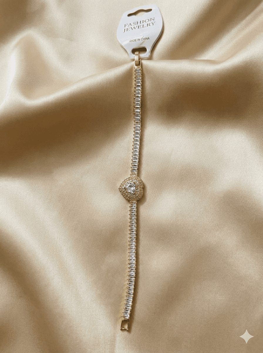 Sparkling Heart Tennis Bracelet