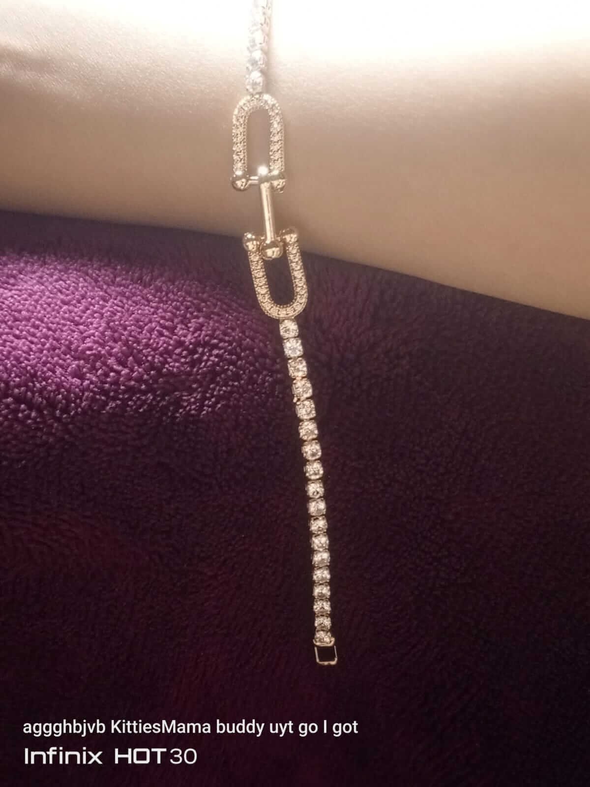 Elegant U-Link Bracelet - Image 2