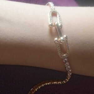 Elegant U-Link Bracelet