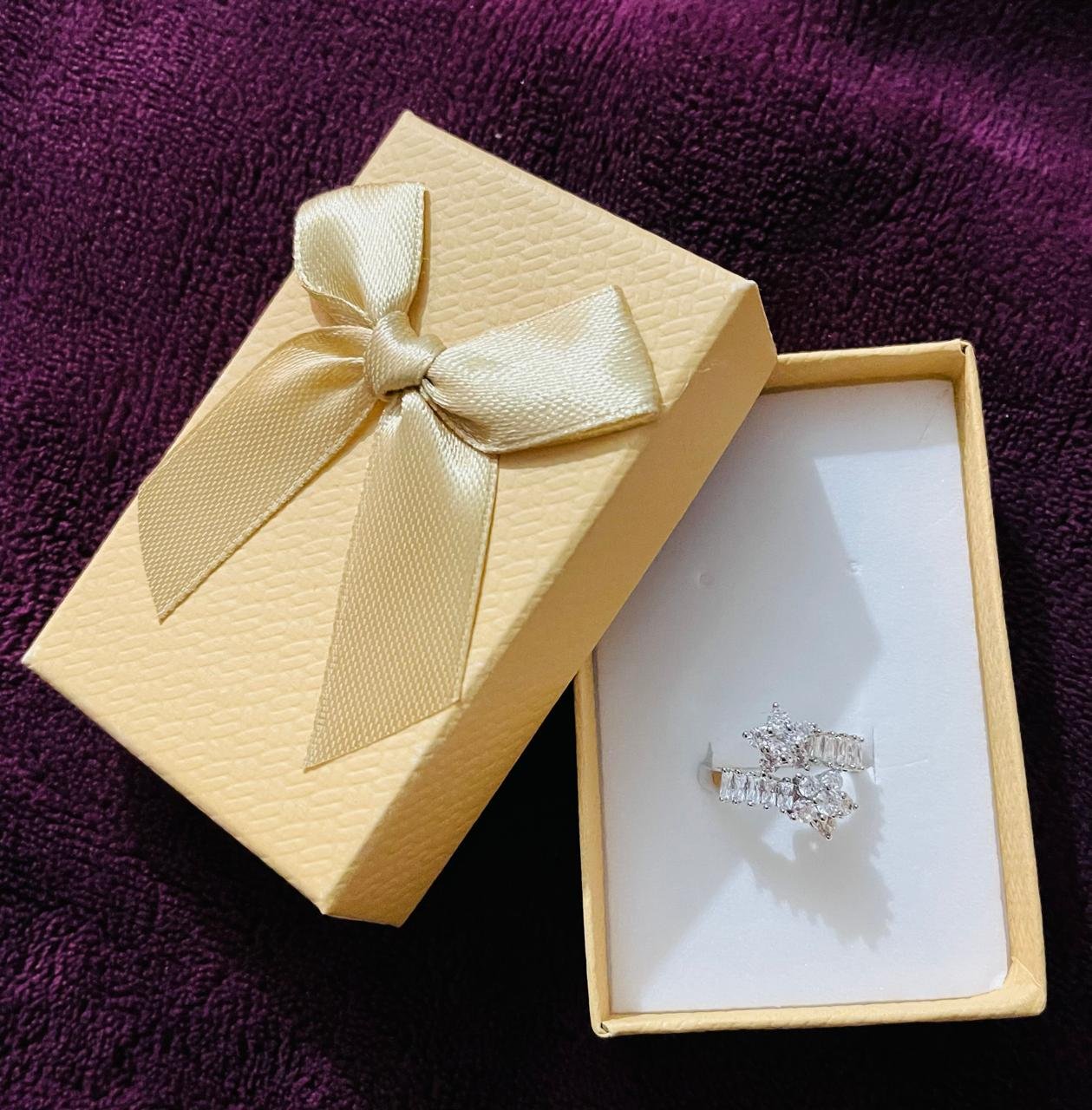 Sparkling Silver Star Zircon Ring